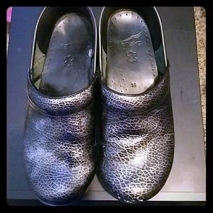 💕Dansko Clogs